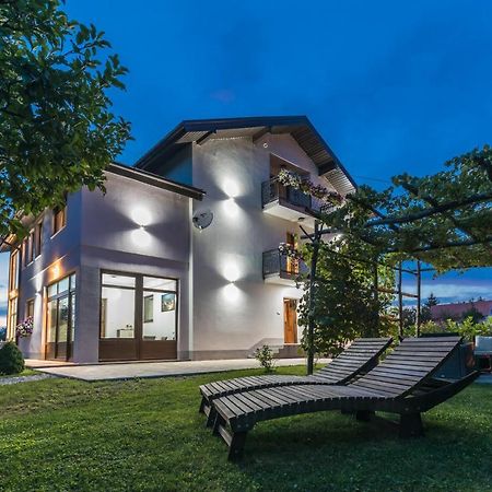 Apartments Lucić Slunj Zewnętrze zdjęcie