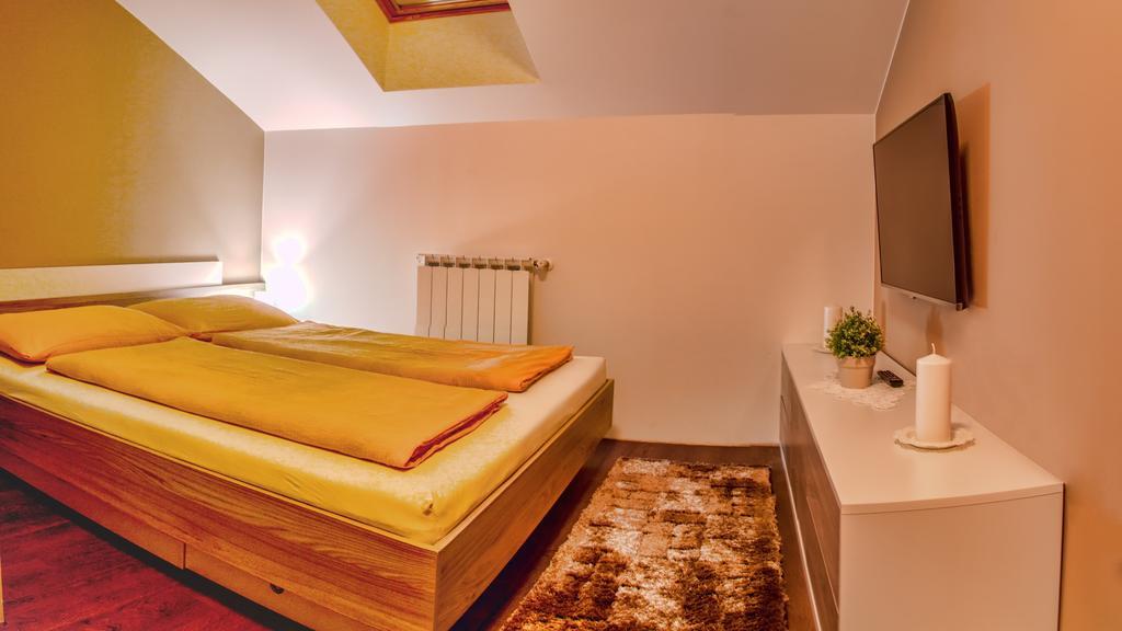 Apartments Lucić Slunj Pokój zdjęcie