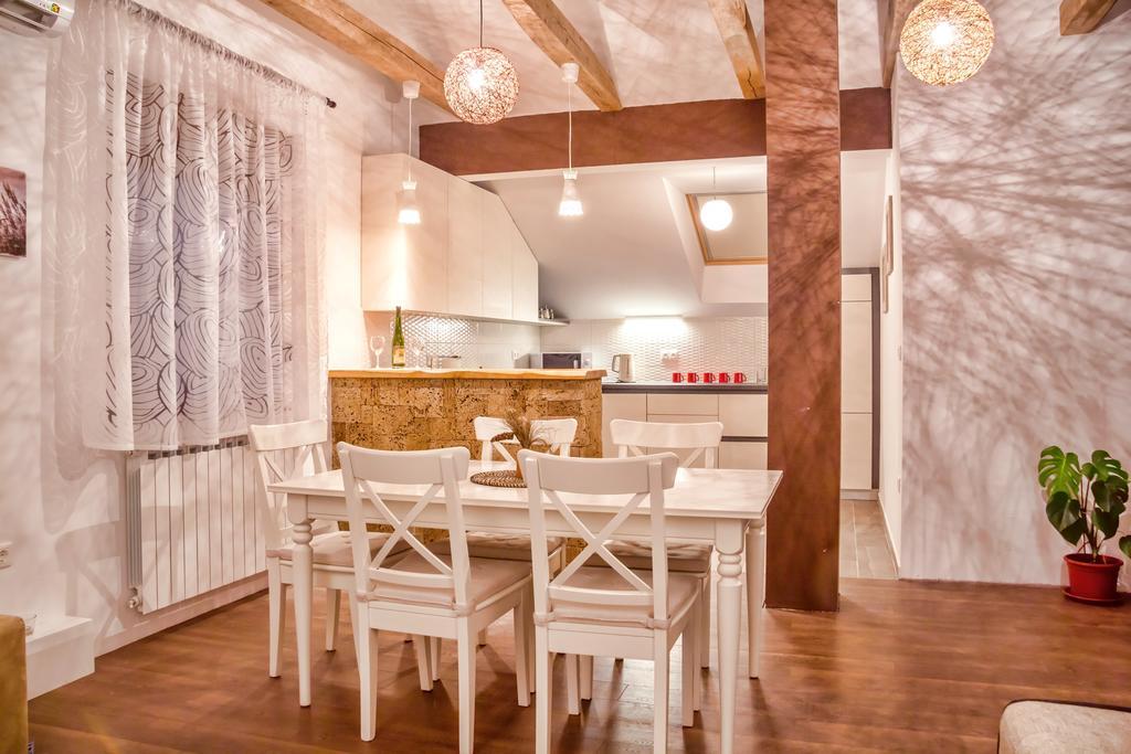 Apartments Lucić Slunj Pokój zdjęcie