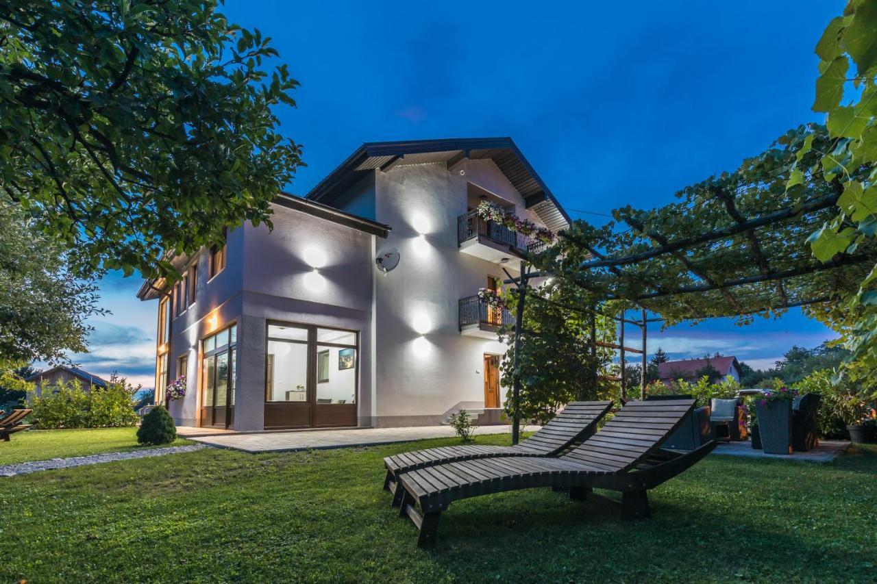 Apartments Lucić Slunj Zewnętrze zdjęcie